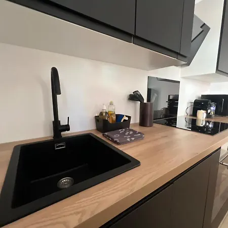 L'annexe, A Deux Pas Du Port Apartment