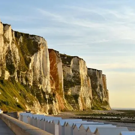 L'annexe, A Deux Pas Du Port Apartment