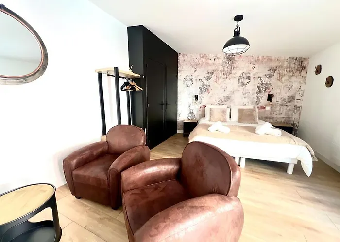 L'annexe, A Deux Pas Du Port *